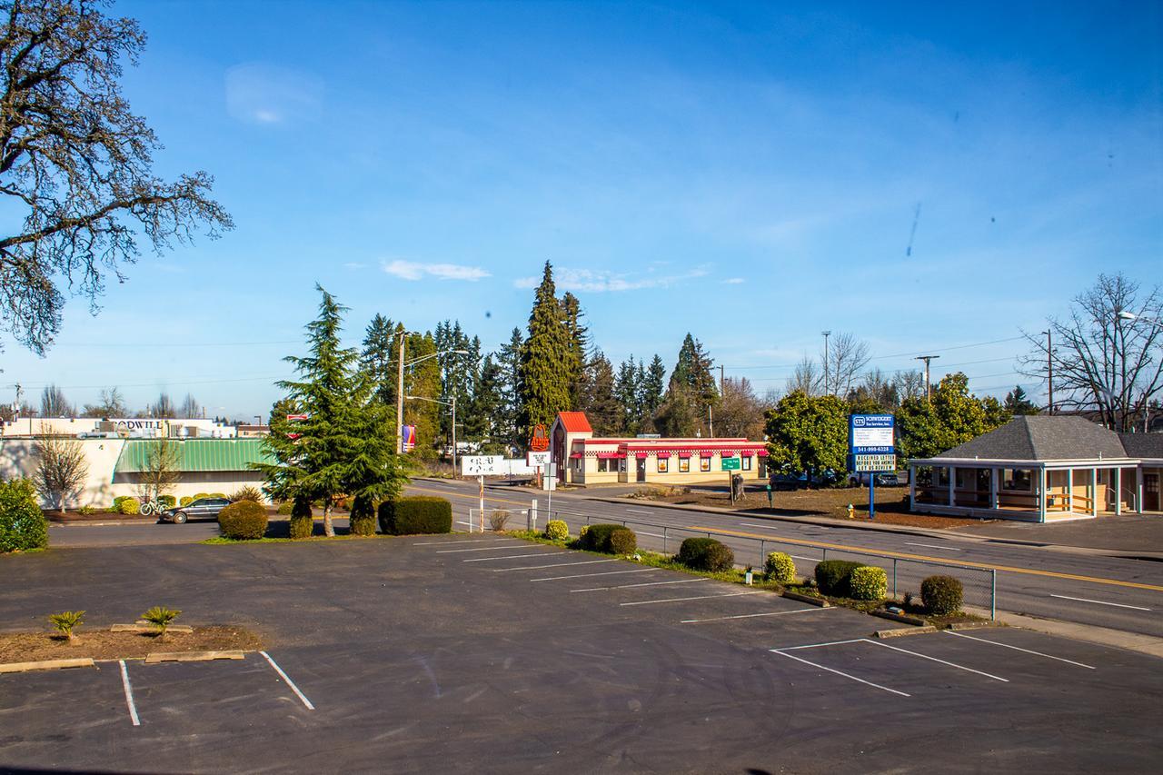 Guest House Inn Junction City Exterior foto